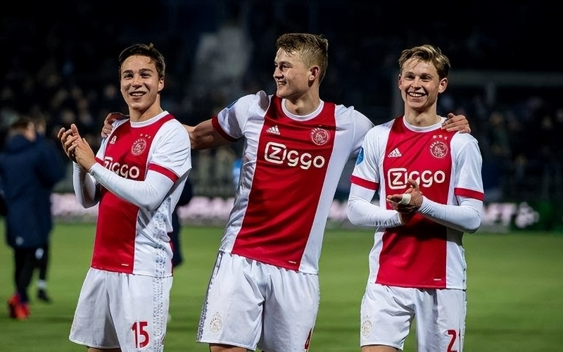 Đội Hình Dự Kiến Và Cầu Thủ Nổi Bật