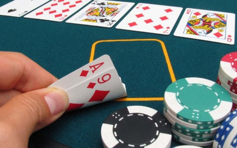 Chiến thuật ra bài để cướp cái và kiểm soát vòng đấu